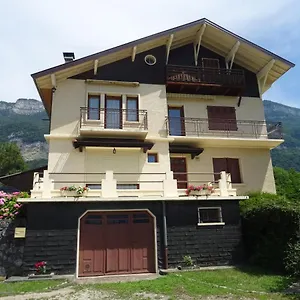  Appartement Au Pied Du Pertuiset